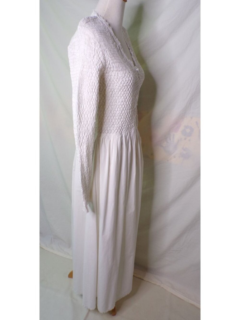 🆕SEA NEW YORK Casey Smocked Long Sleeve Midi Dress White 10 - Picture 13 of 16
